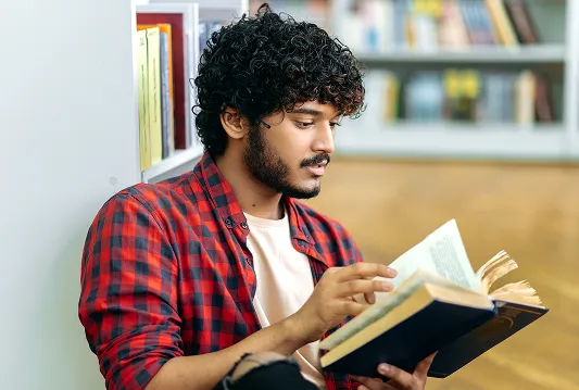 Diploma in English Literature and Linguistic Studies